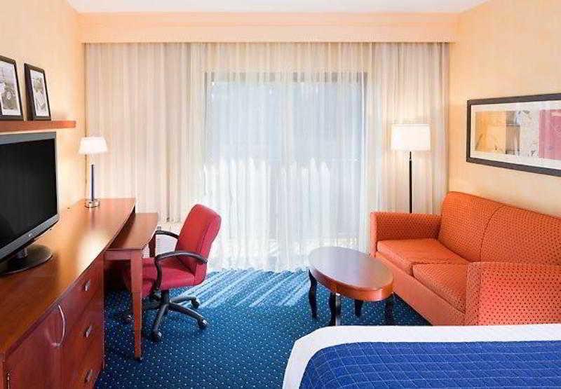 Courtyard By Marriott Baltimore Hunt Valley Phòng bức ảnh
